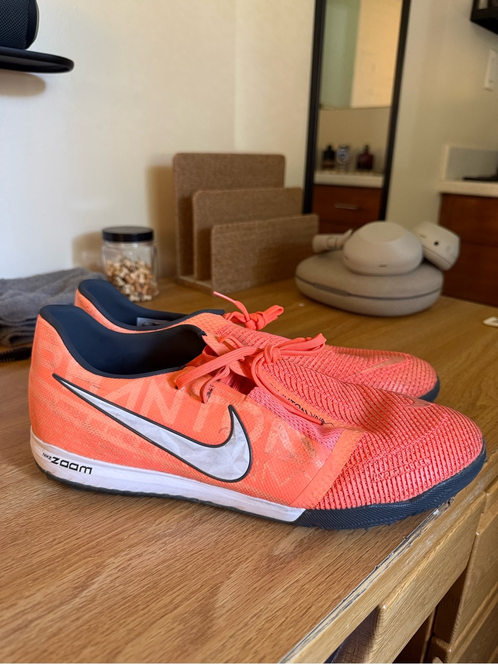 Nike Phantom Men’s Coral/Black Zoom Training Sneakers Turf